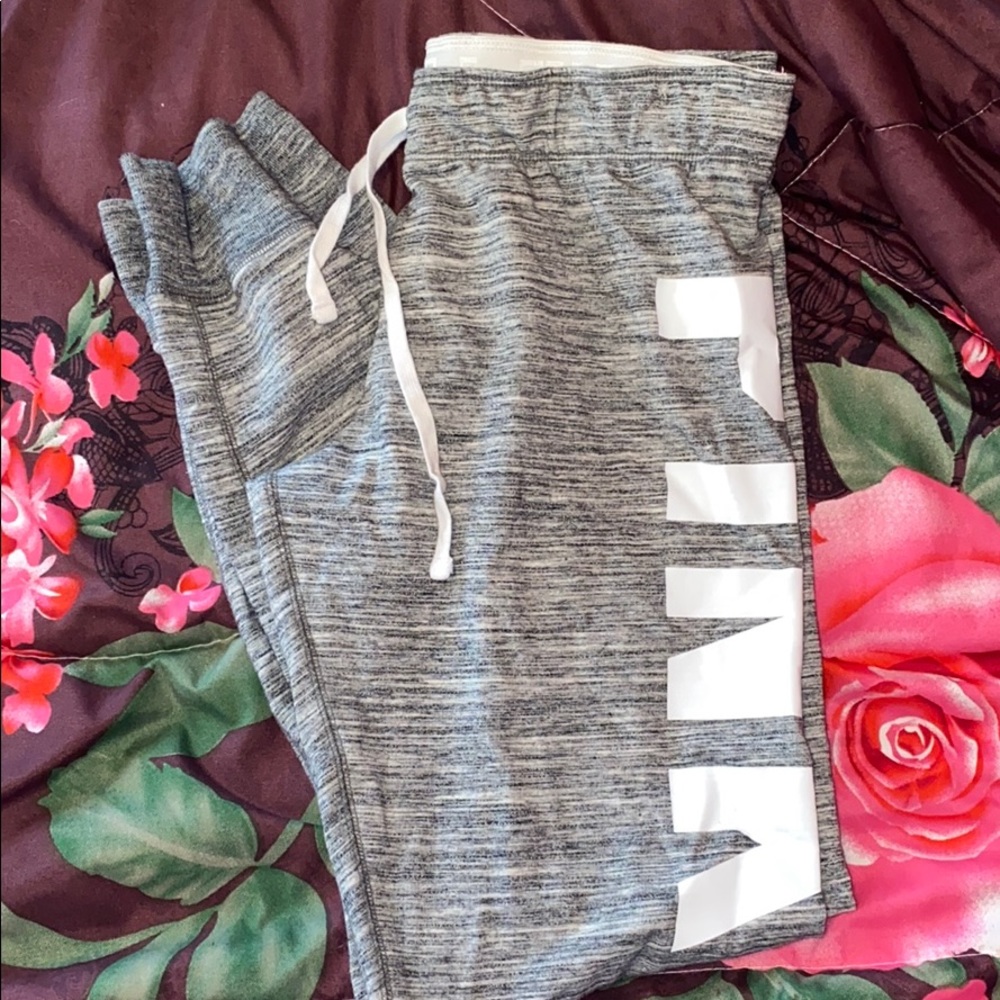 PINK Joggers 💗